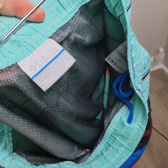 Columbia Omni Shade Mens Swim Trunks Large - Picture 9 of 10